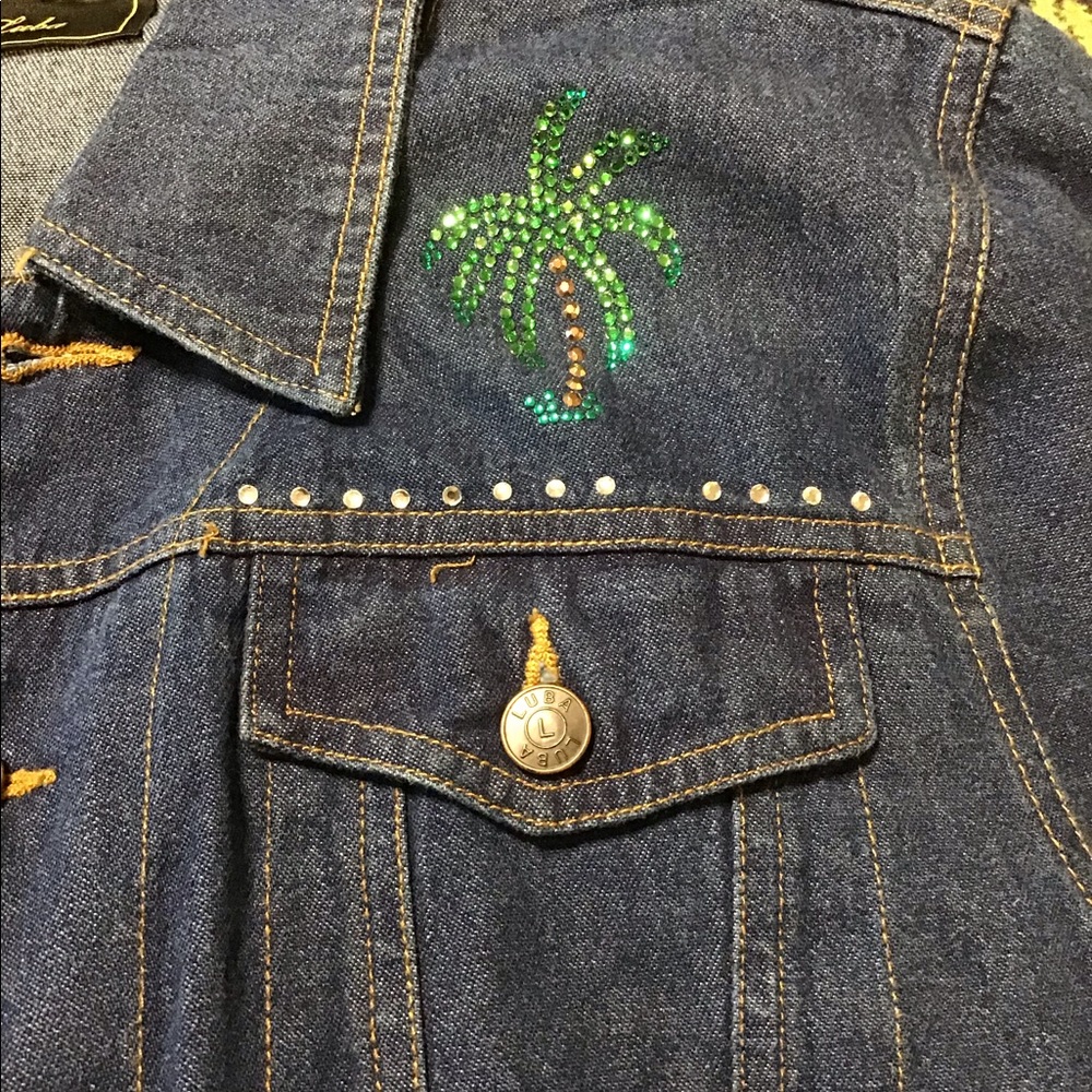 Jean jacket - Picture 2 of 5
